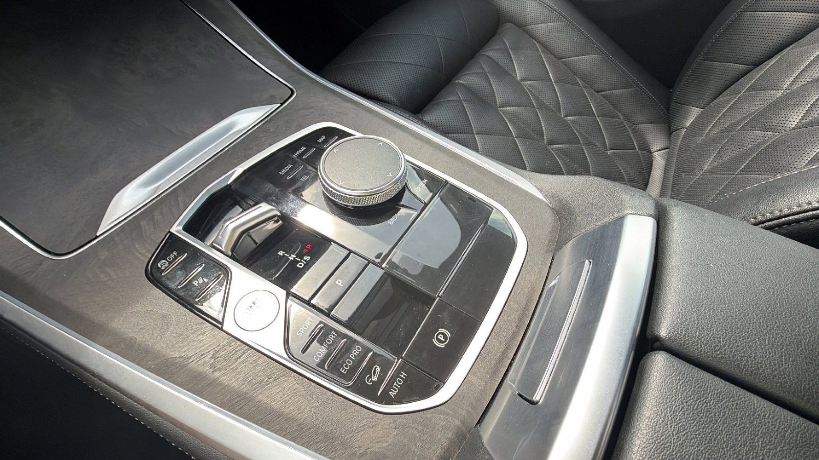 Used 2024 BMW X5 xDrive40i AWD/4WD image 30