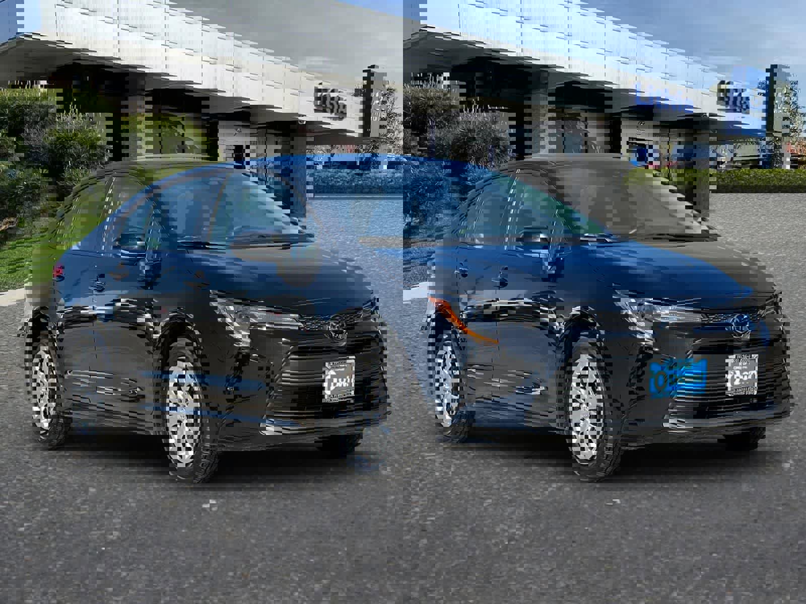 Used 2026 Toyota Corolla LE image 10