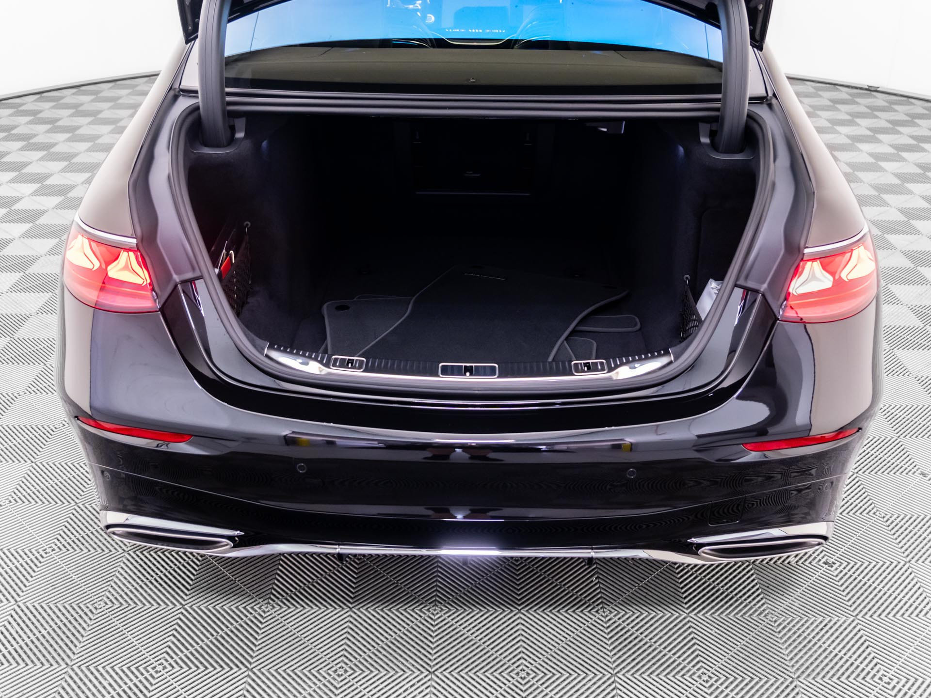 New 2027 Mercedes-Benz S 580 4MATIC Sedan image 33