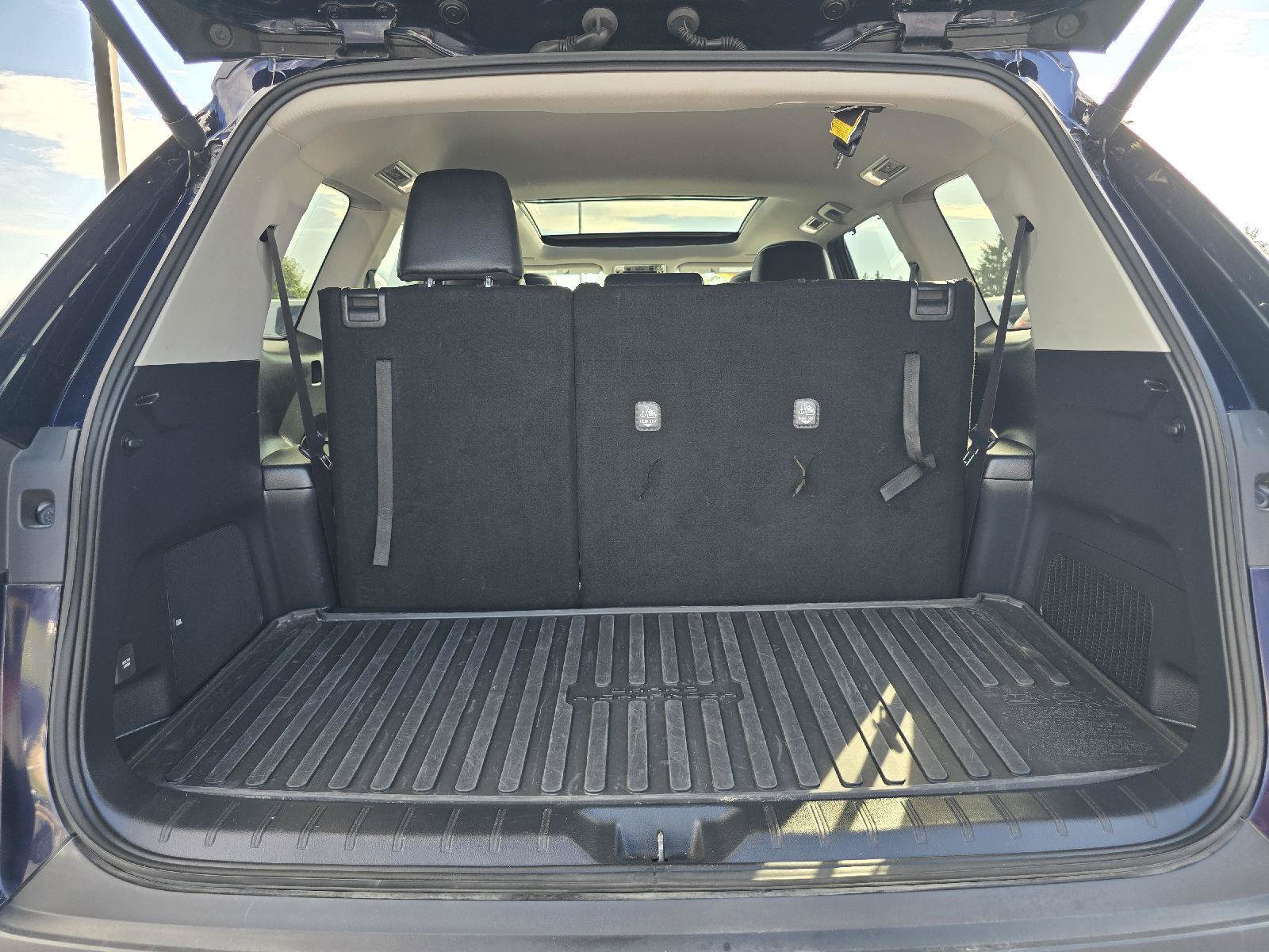 Used 2025 Toyota Grand Highlander AWD Hybrid image 12