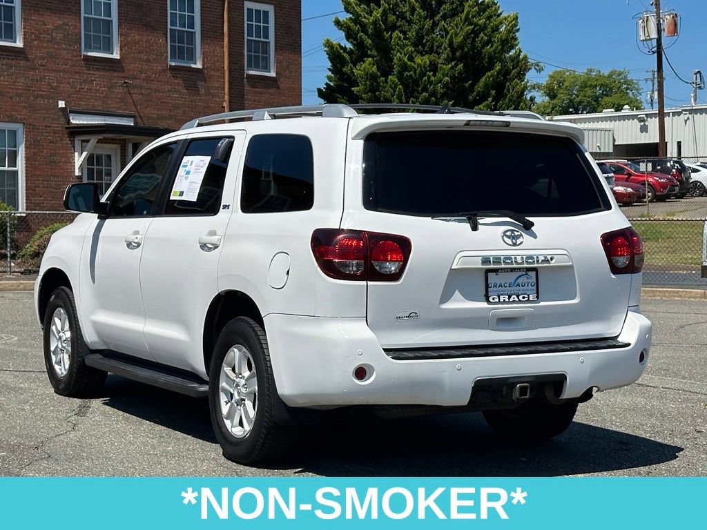 Used 2018 Toyota Sequoia SR5 AWD/4WD image 6