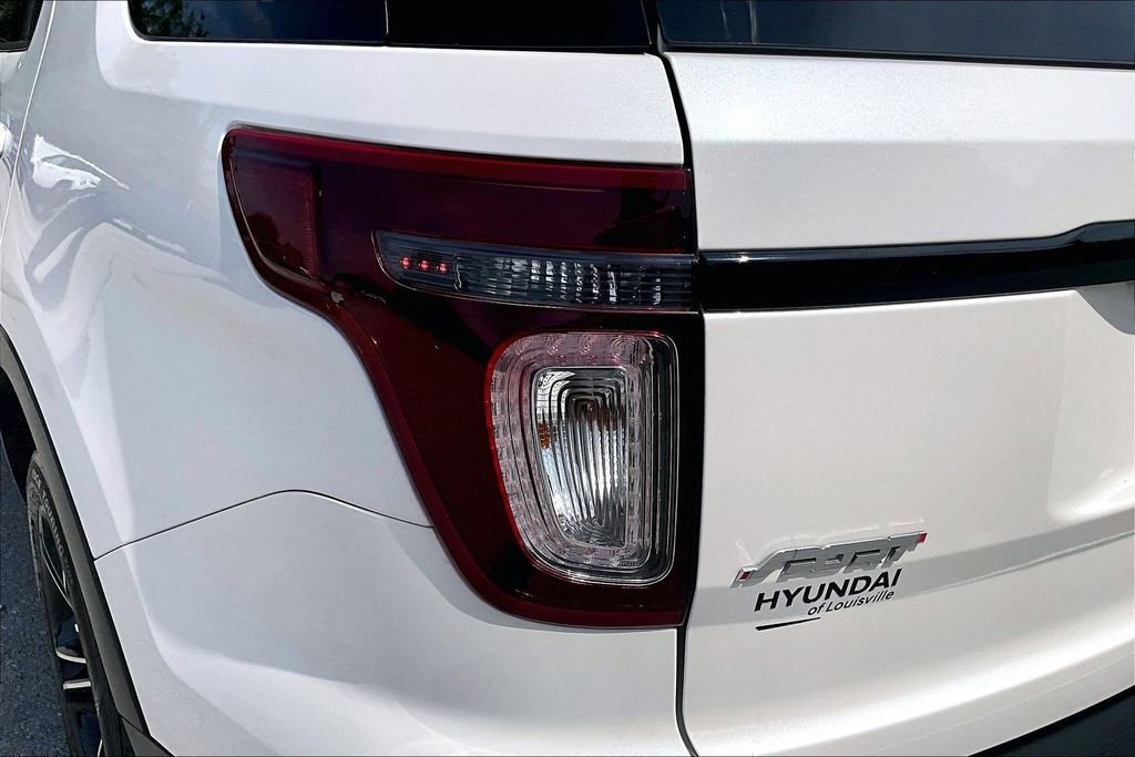 Used 2015 Ford Explorer Sport w/ Equipment Group 401A AWD/4WD image 32