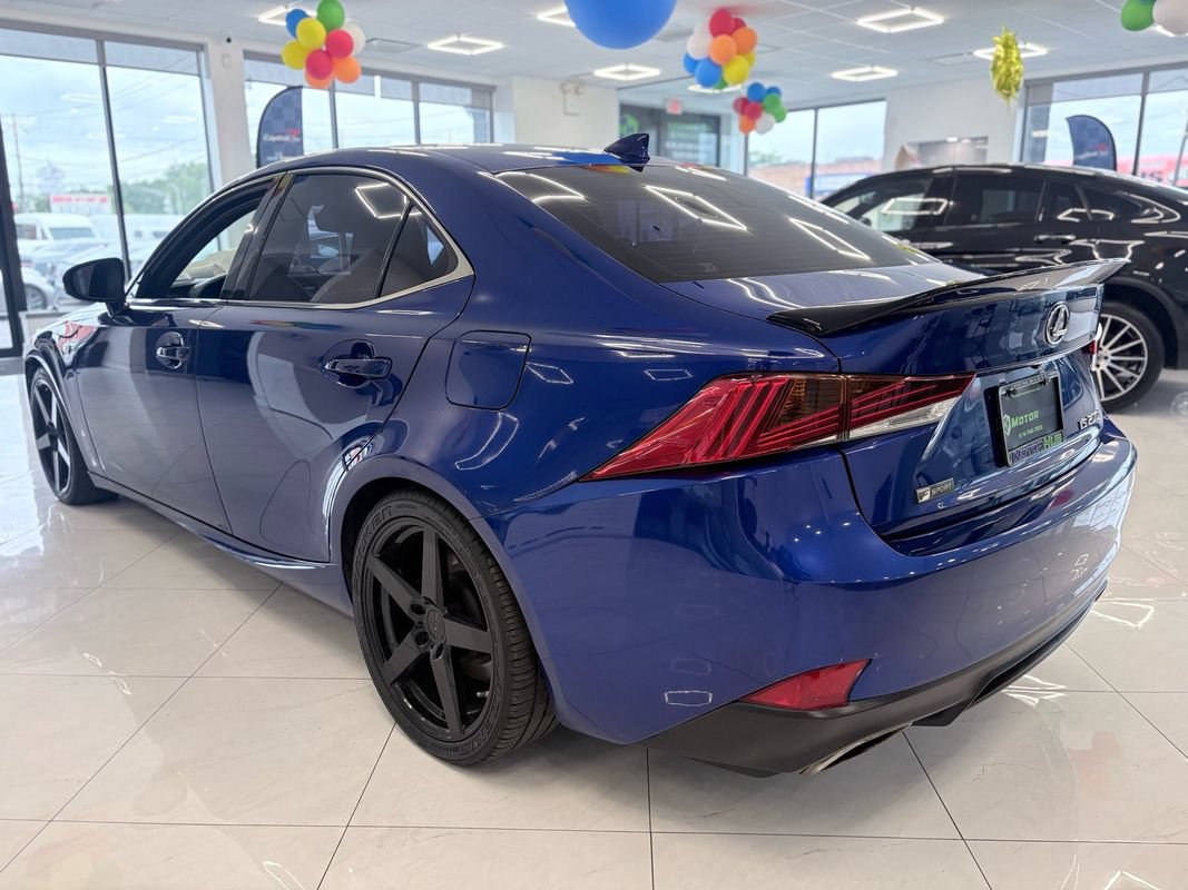 Used 2017 Lexus IS 200t F Sport w/ F Sport Package RWD image 10