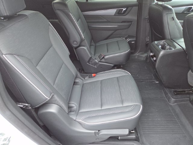 Used 2025 Buick Enclave Sport Touring w/ LPO, Floor Liner Package FWD image 22