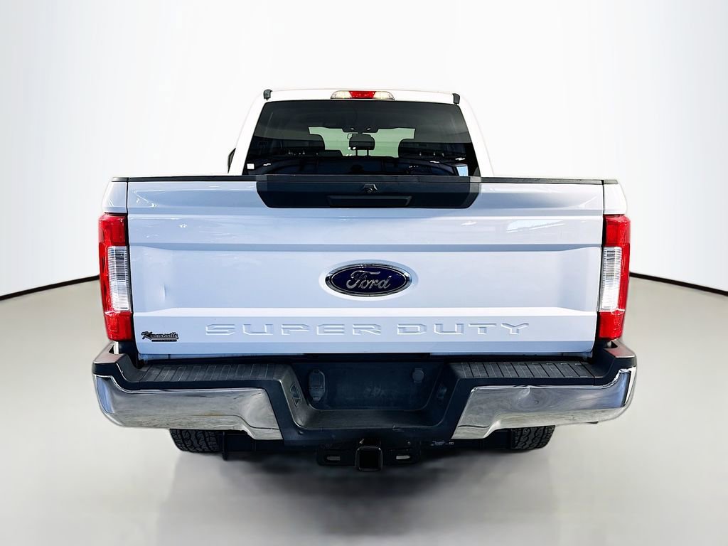 Used 2019 Ford F250 XLT w/ Snow Plow Prep Package AWD/4WD image 6