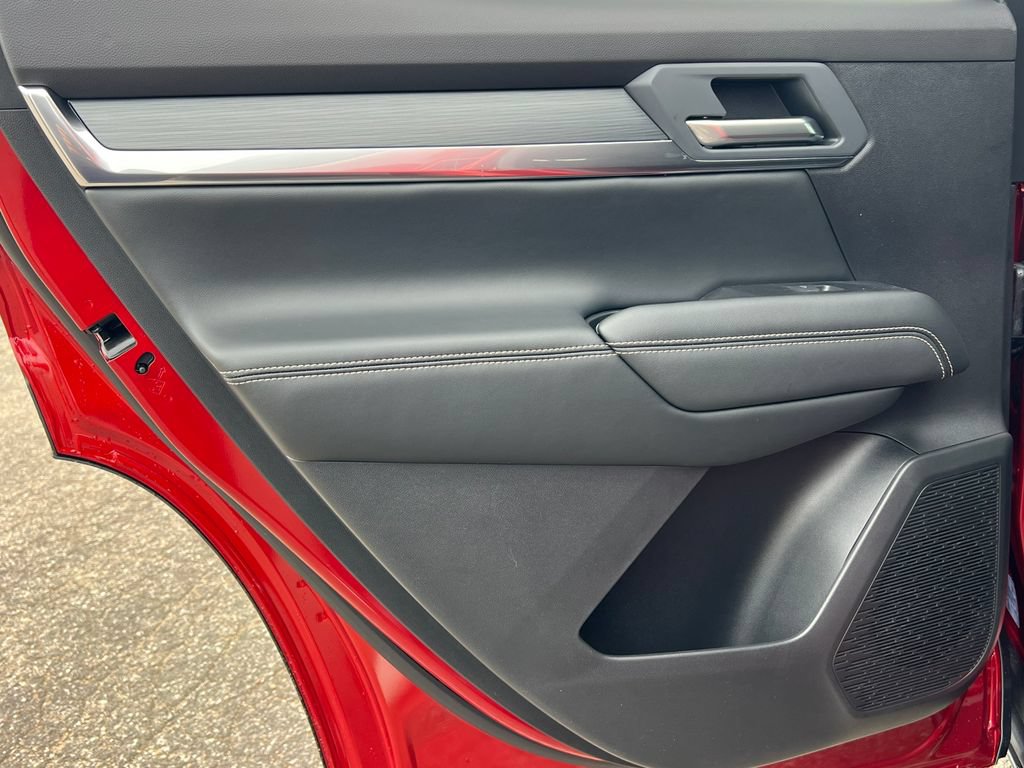 New 2027 GMC Terrain Elevation w/ LPO, Floor Liner Package AWD/4WD image 35