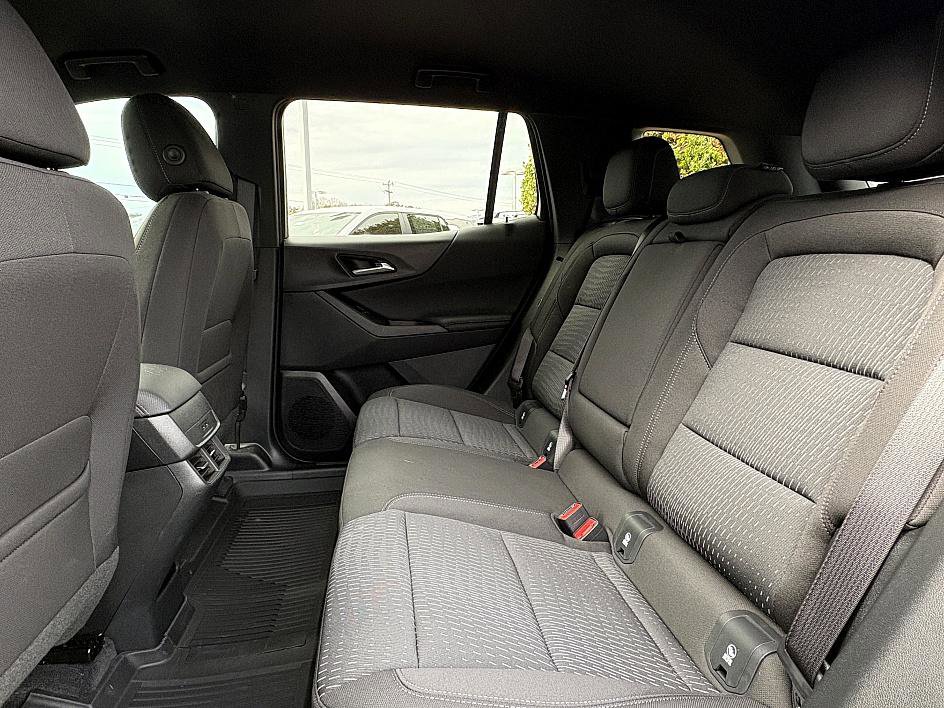 New 2026 Chevrolet Equinox LT image 10