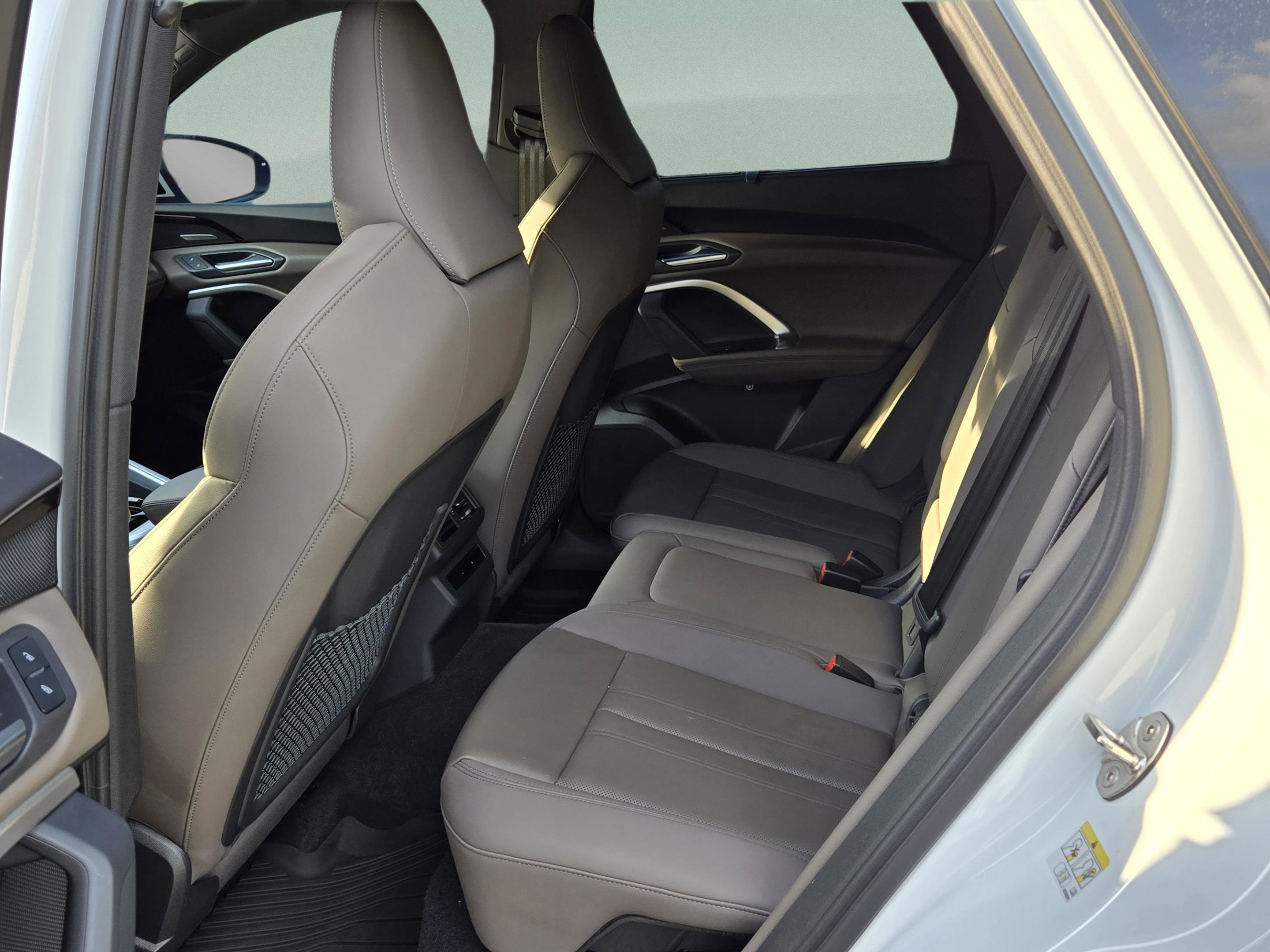 Used 2025 Audi Q5 Premium Plus image 11