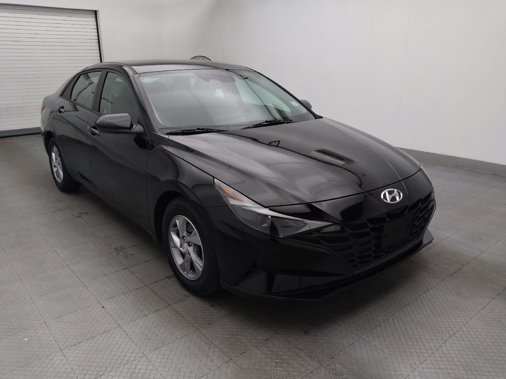 Used 2021 Hyundai Elantra SE w/ Cargo Package image 13