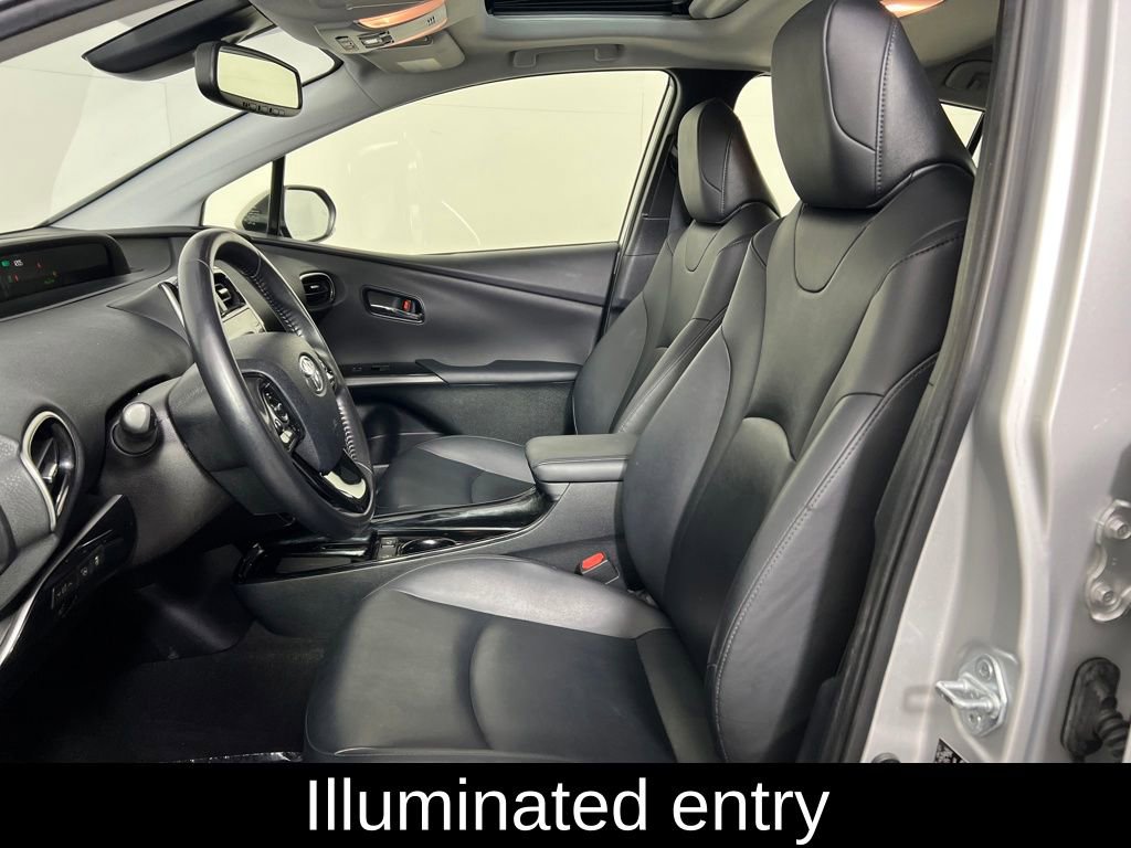 Used 2022 Toyota Prius XLE w/ Premium Convenience Package image 15