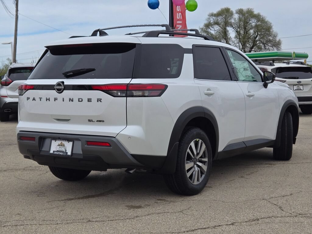New 2026 Nissan Pathfinder SL AWD/4WD image 10
