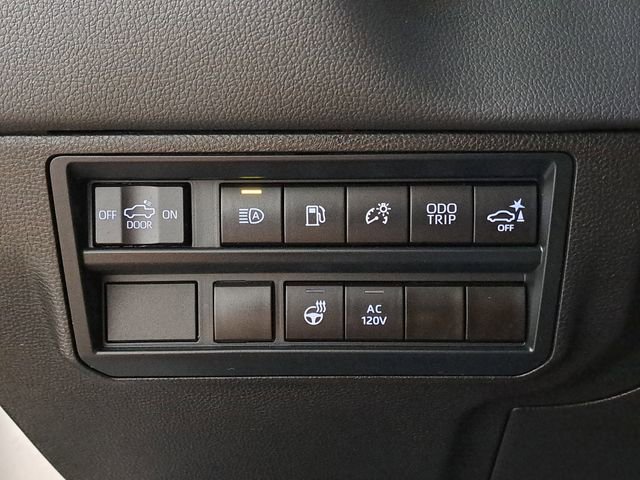 Used 2024 Toyota Tundra Limited image 24