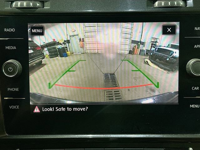 Used 2019 Volkswagen Golf Alltrack image 15