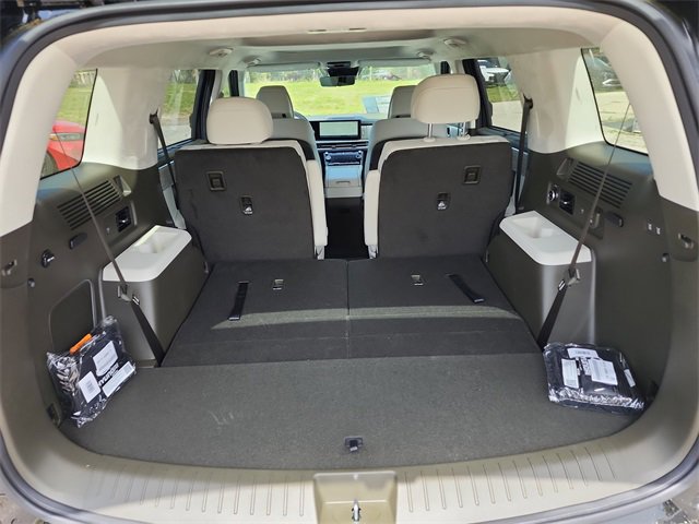 New 2025 Hyundai Santa Fe Calligraphy image 7