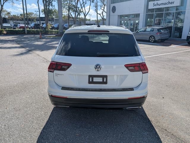 Certified 2020 Volkswagen Tiguan SE image 6