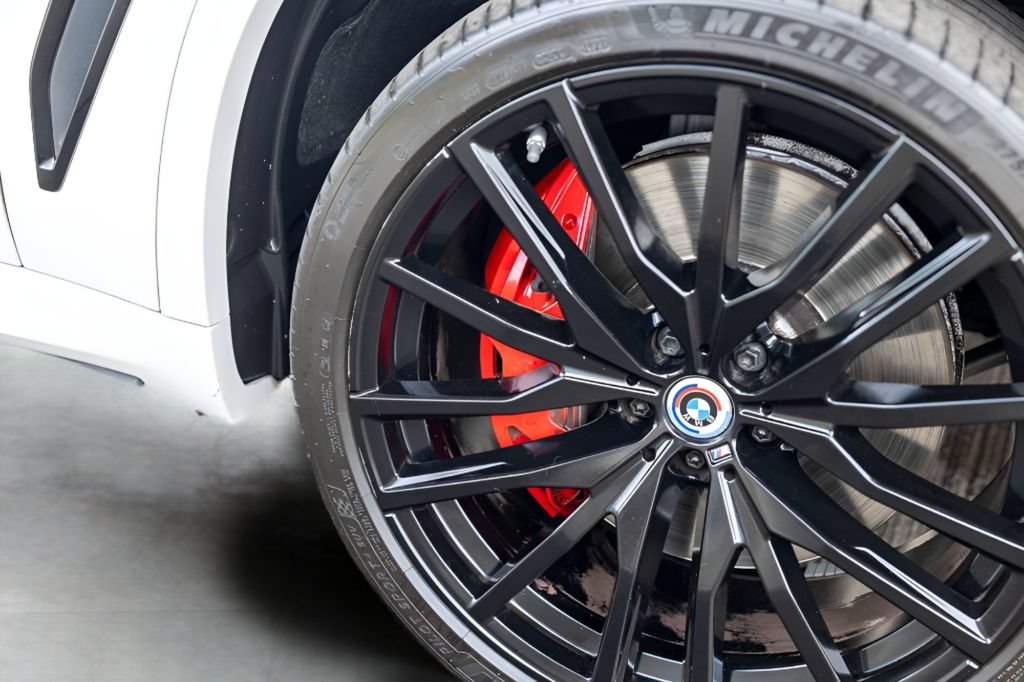 Used 2023 BMW X5 M50i w/ Executive Package AWD/4WD image 11