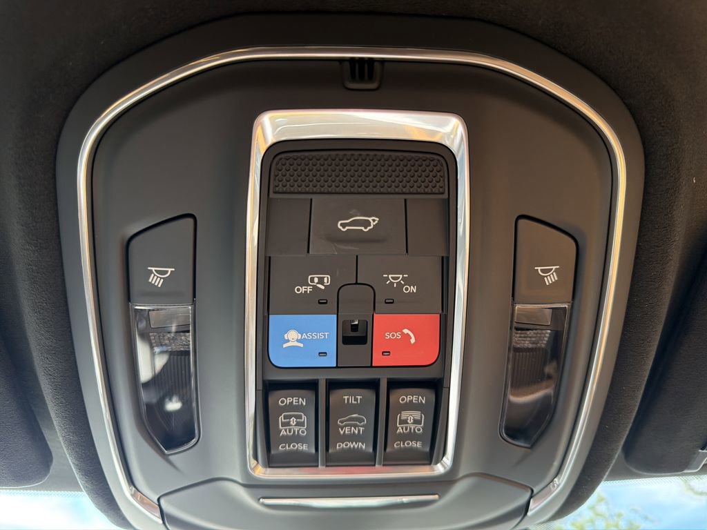 New 2026 Jeep Grand Cherokee L Summit image 36