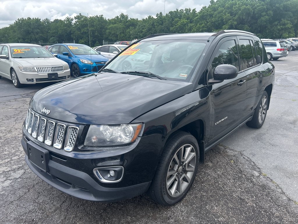 Used 2014 Jeep Compass Limited AWD/4WD image 2