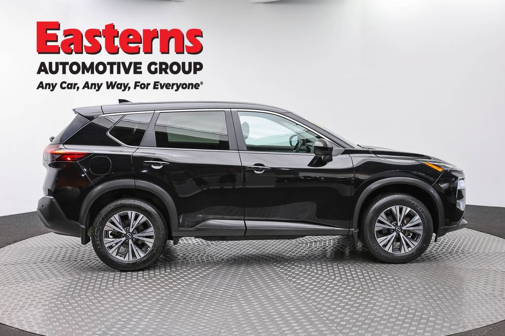 Used 2023 Nissan Rogue SV AWD/4WD image 4