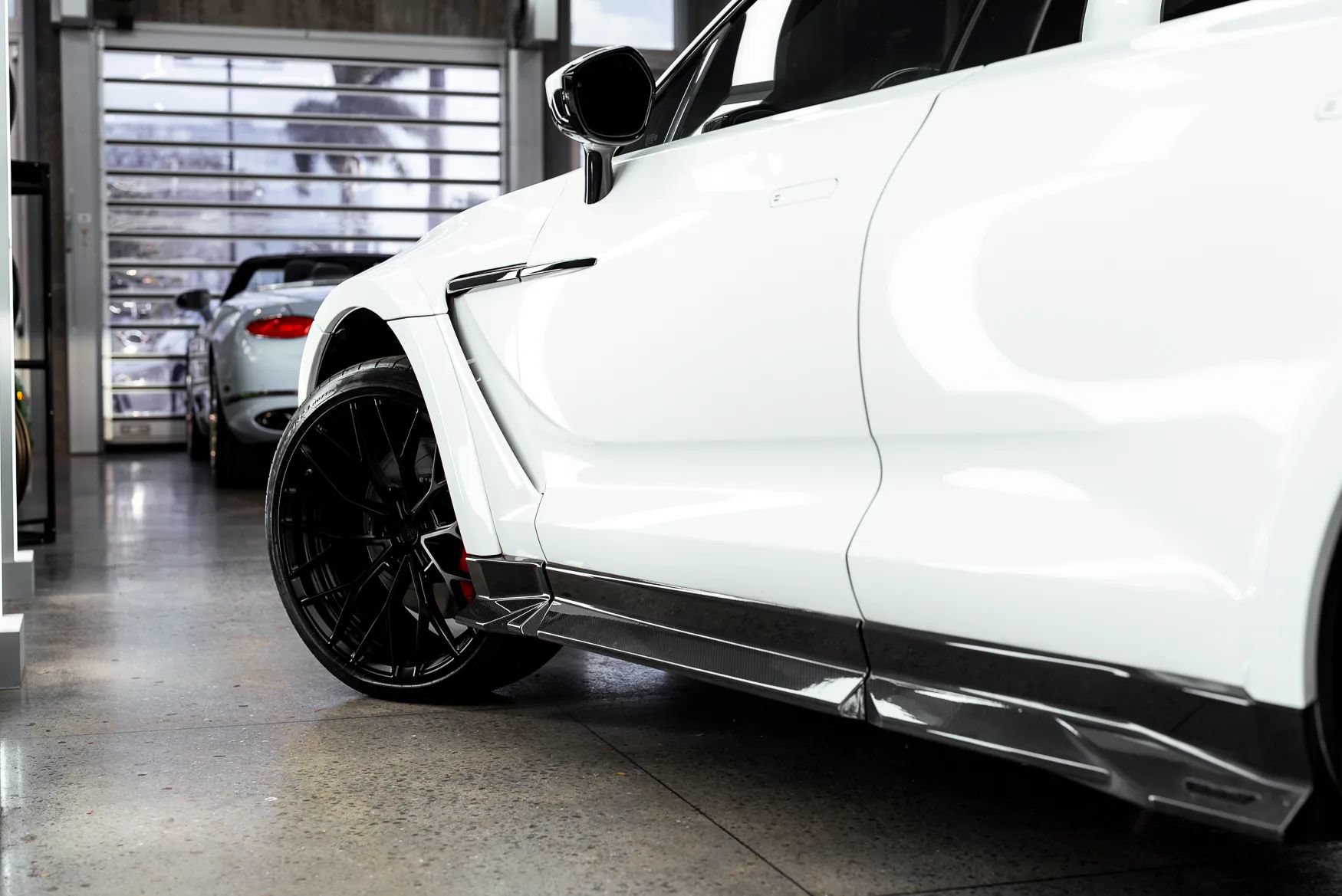 Used 2021 Aston Martin DBX AWD/4WD image 15