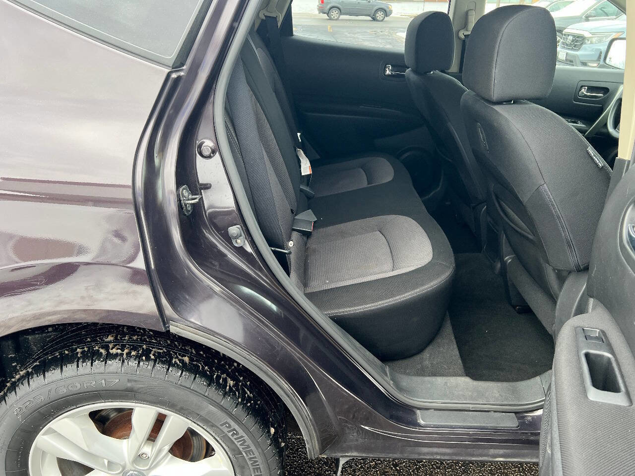 Used 2012 Nissan Rogue SV image 23