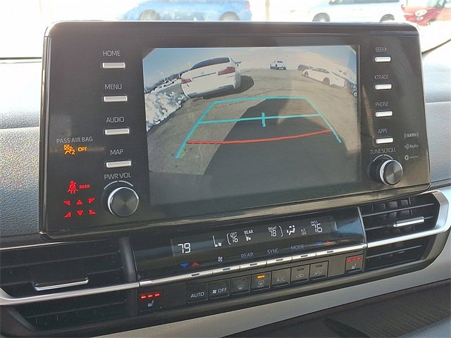 Used 2024 Toyota Sienna XLE image 19