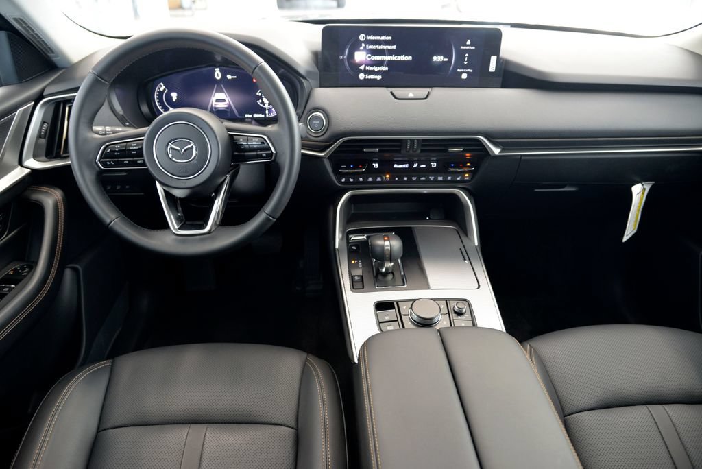Certified 2026 MAZDA CX-90 Plug-In Hybrid w/ Preferred AWD/4WD image 17