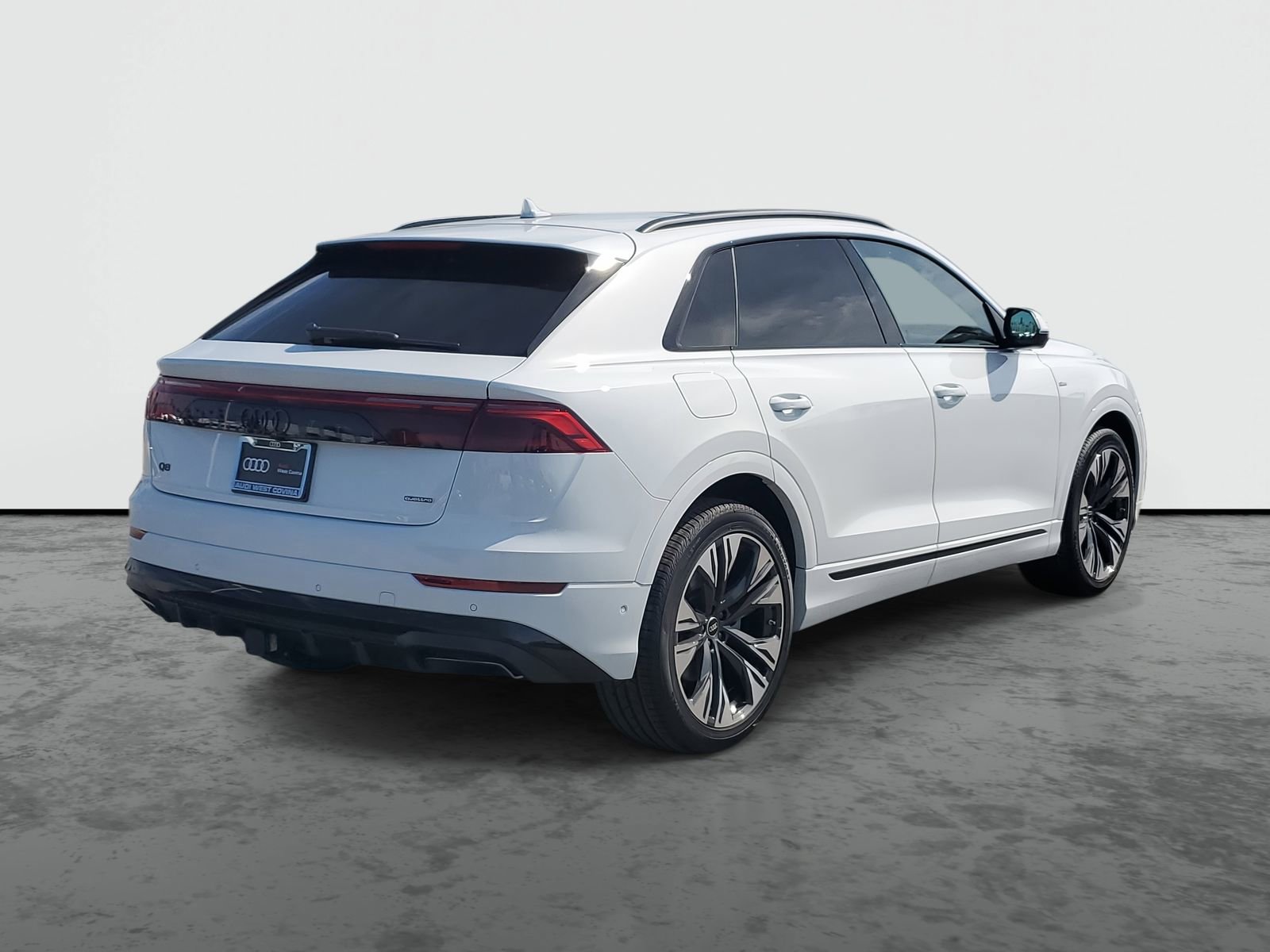 New 2026 Audi Q8 Premium Plus AWD/4WD image 4