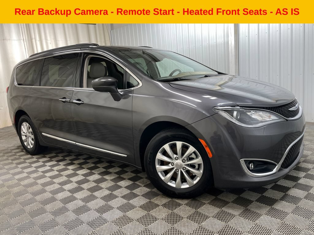 Used 2017 Chrysler Pacifica Touring-L w/ 13 Speaker Alpine Sound Group