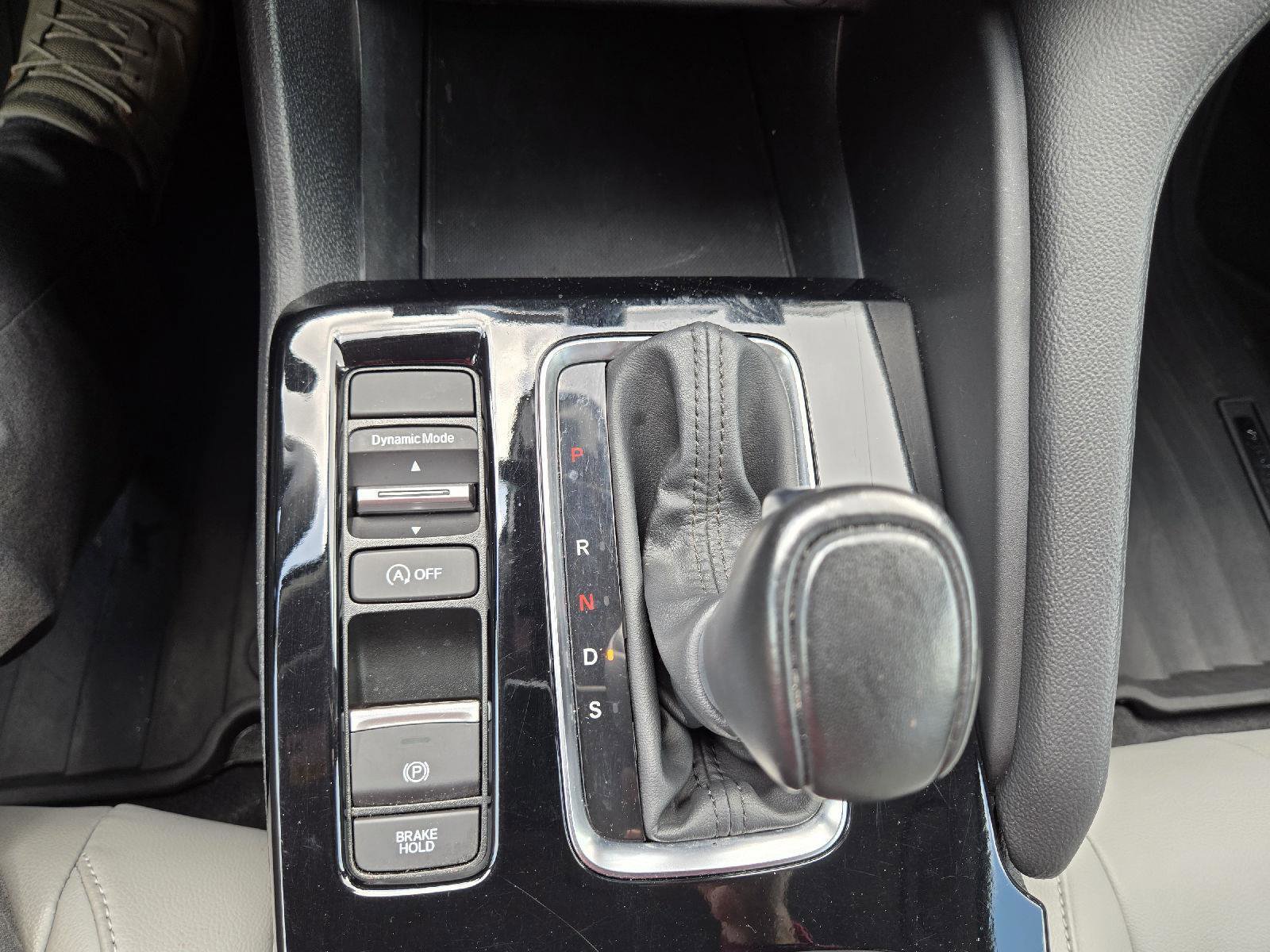 Certified 2024 Acura Integra FWD image 34