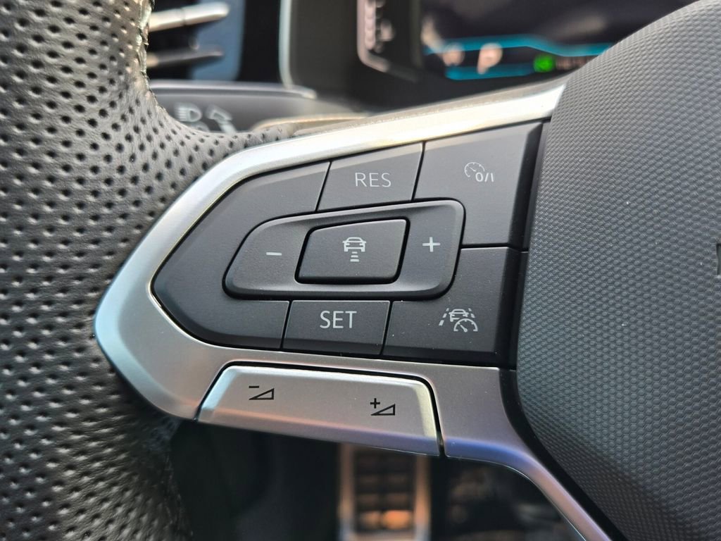 New 2026 Volkswagen Jetta GLI Autobahn FWD image 12