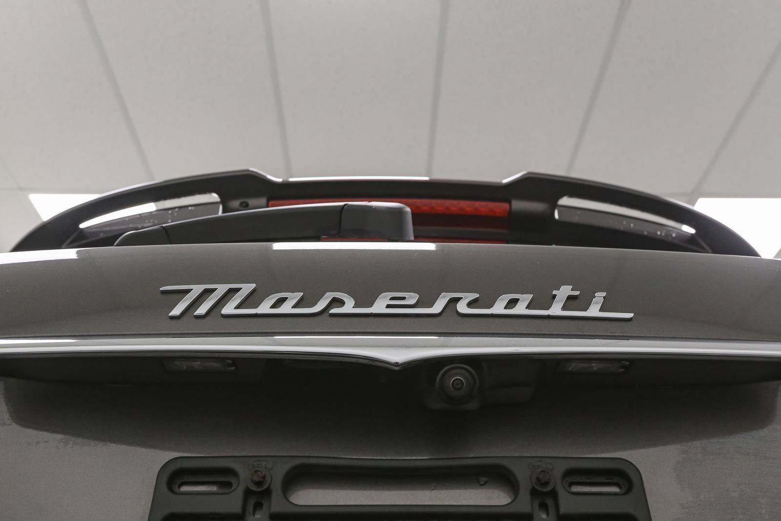 Used 2022 Maserati Levante GT image 12