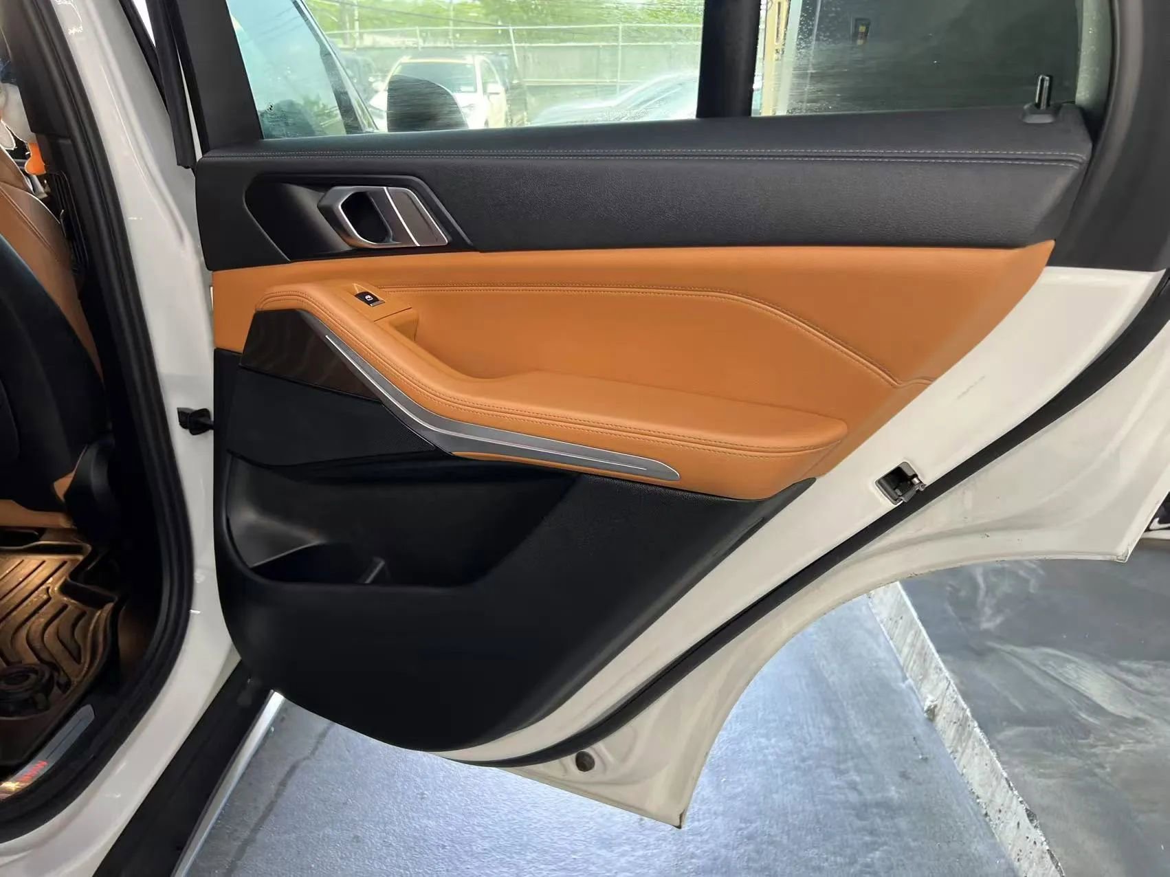 Used 2022 BMW X5 xDrive40i w/ Premium Package image 22