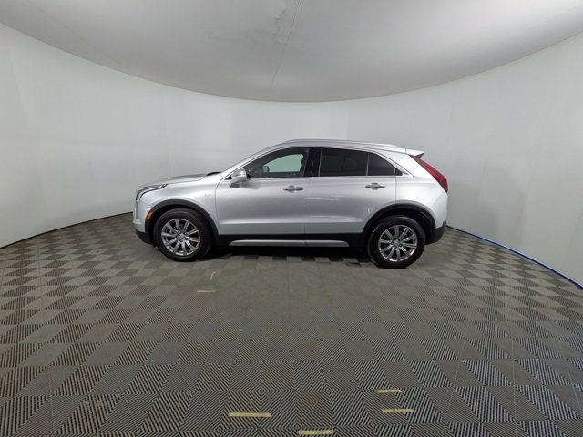 Used 2021 Cadillac XT4 Premium Luxury w/ Cold Weather Package image 20