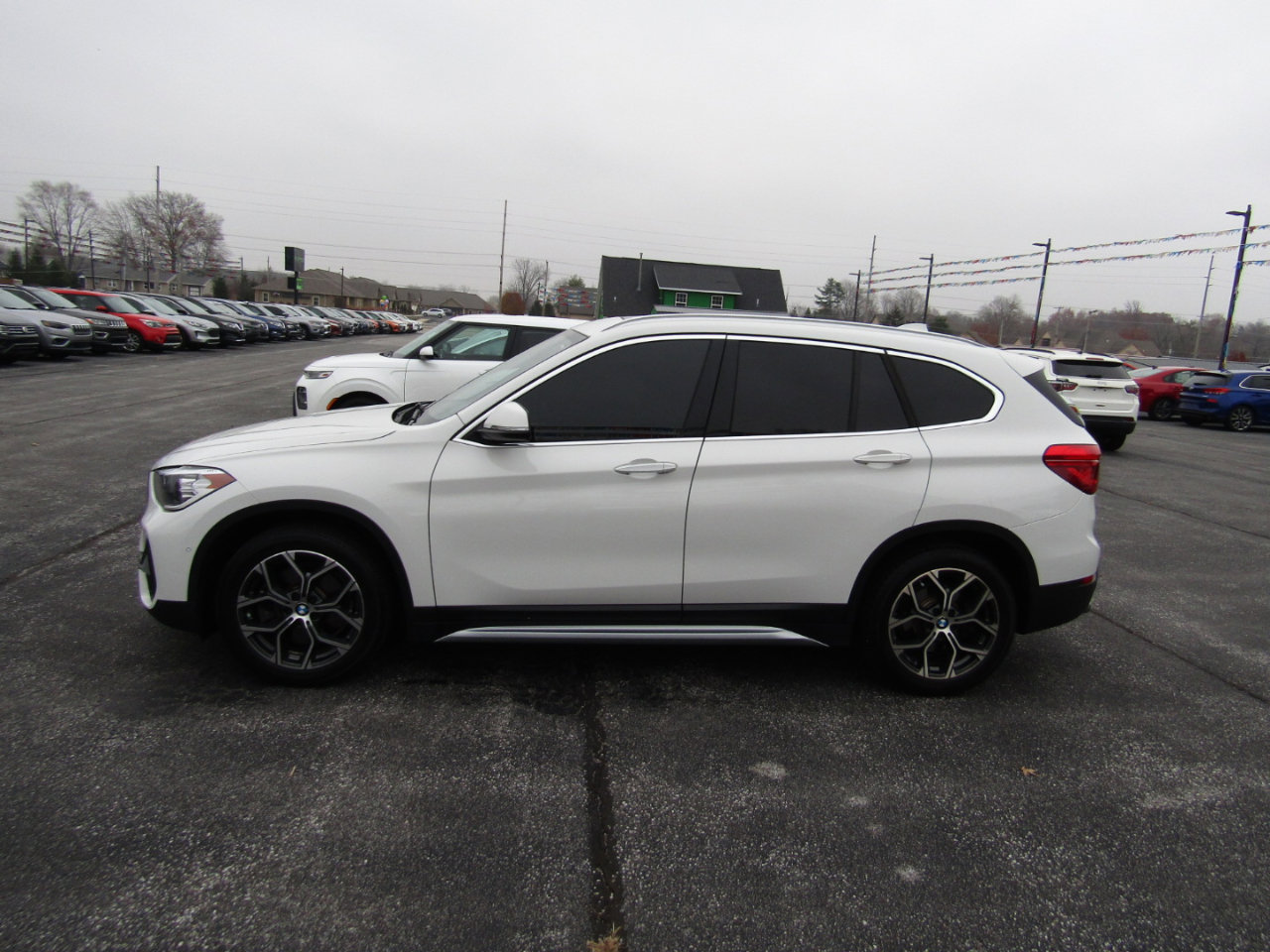 Used 2021 BMW X1 xDrive28i w/ Convenience Package image 4