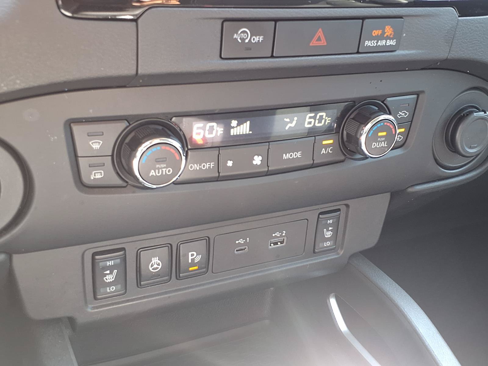 Used 2024 Nissan Frontier SV w/ SV Convenience Package RWD image 24