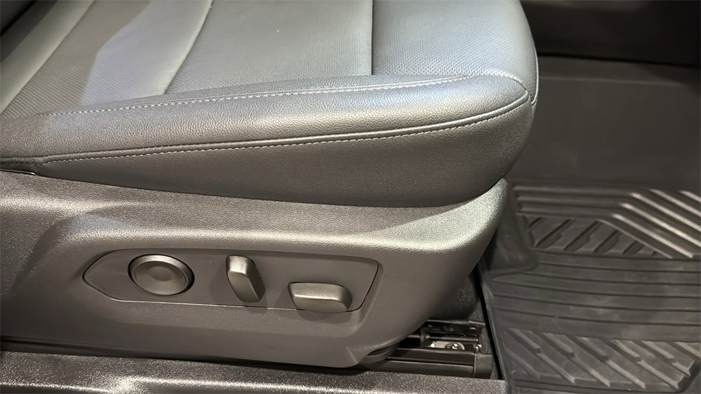 Used 2025 Chevrolet Silverado 1500 LTZ w/ LTZ Premium Package image 13