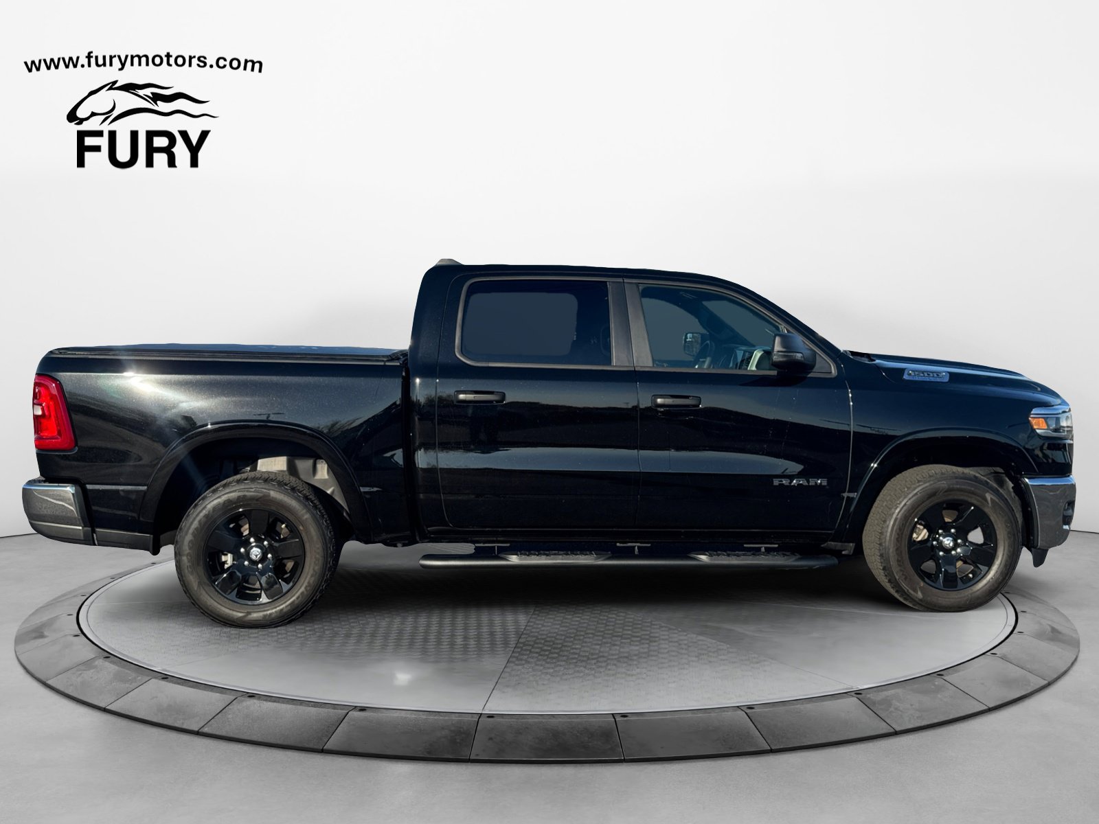 Used 2025 RAM 1500 Big Horn AWD/4WD image 3