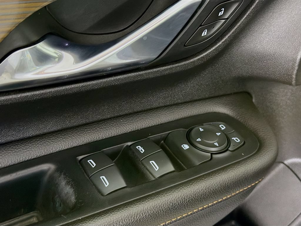 Used 2019 GMC Terrain SLE FWD image 21