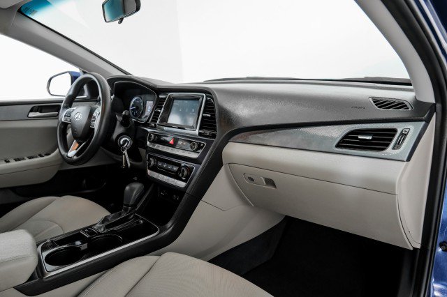 Used 2018 Hyundai Sonata SE FWD image 10