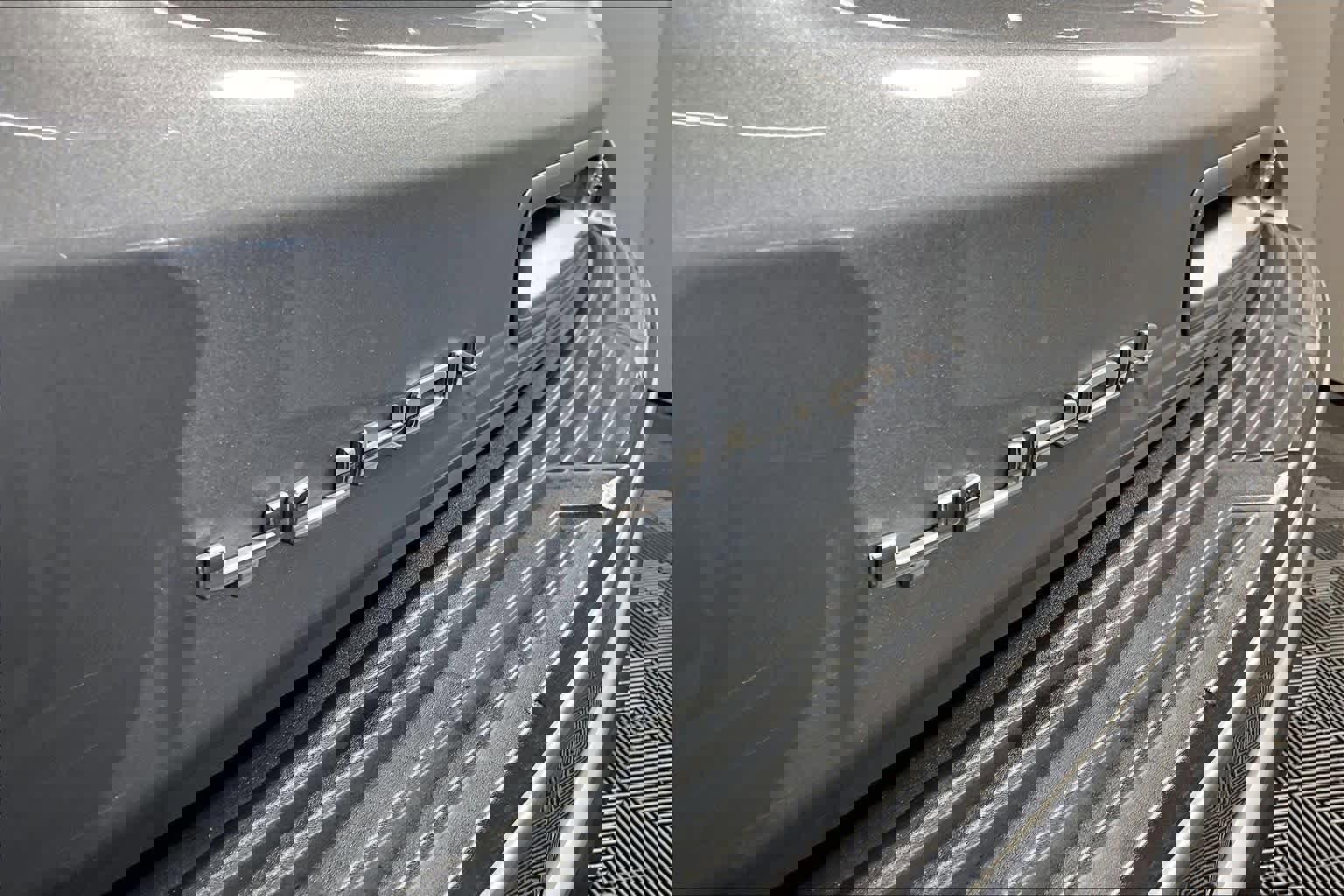 Used 2023 GMC Yukon XL Denali w/ Denali Reserve Package image 29