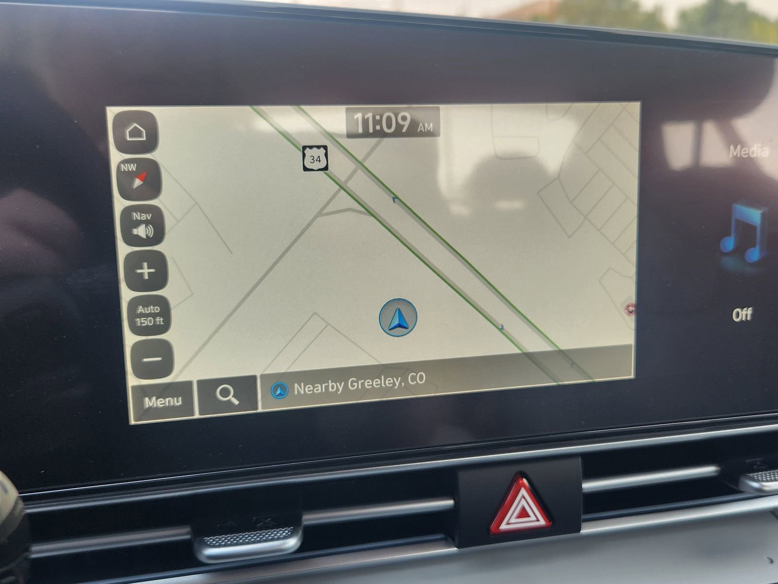 New 2025 Hyundai Elantra Limited image 17