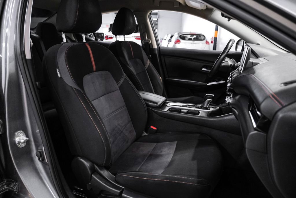 Used 2023 Nissan Sentra SR w/ Trunk Package image 32