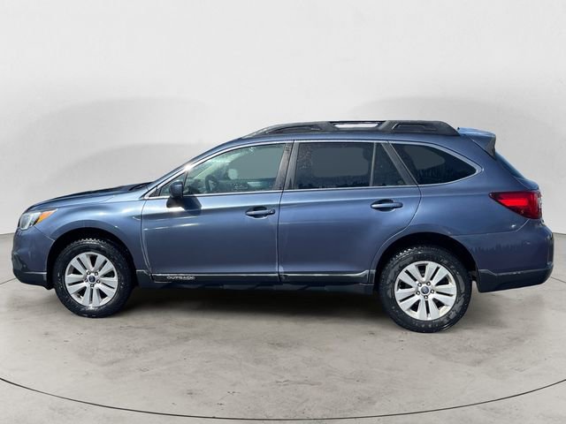 Used 2017 Subaru Outback 2.5i Premium AWD/4WD image 2