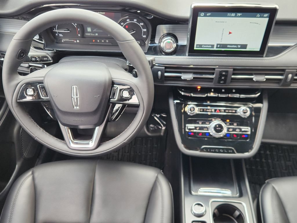 Used 2022 Lincoln Corsair FWD w/ Equipment Group 101A image 27