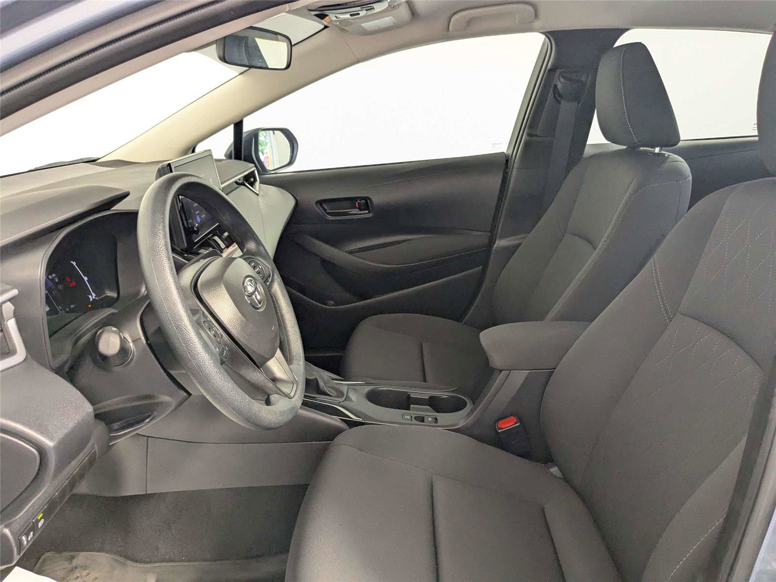 Certified 2026 Toyota Corolla LE FWD image 10