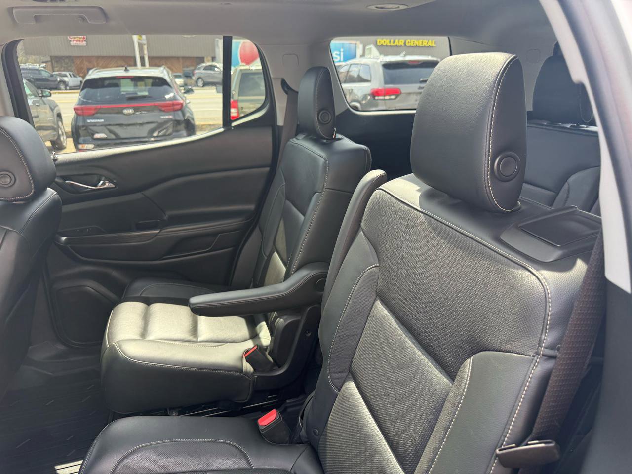 Used 2017 GMC Acadia SLT AWD/4WD image 33