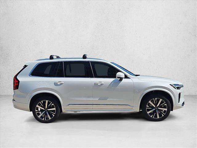 Used 2025 Volvo XC90 B5 Core w/ Climate Package AWD/4WD image 4