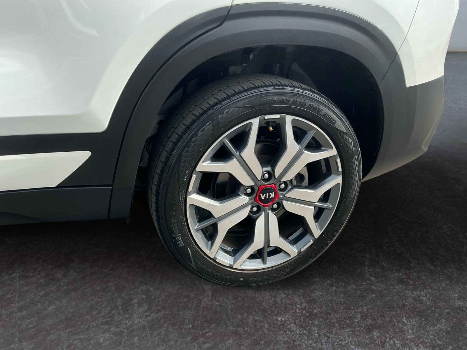 Used 2021 Kia Seltos SX w/ SX Sunroof Package AWD/4WD image 9