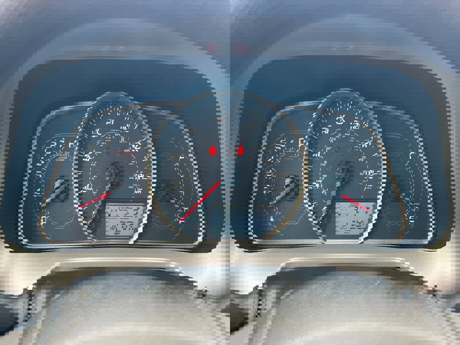 Used 2013 Toyota RAV4 LE image 24